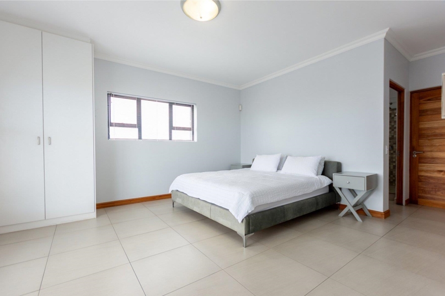 5 Bedroom Property for Sale in Calypso Beach Western Cape